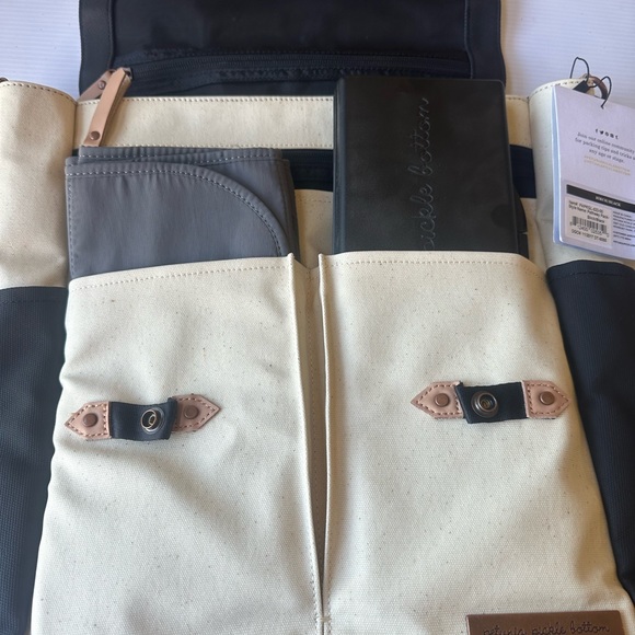 Petunia Pickle Bottom Pathway Diaper bag - Picture 5 of 14